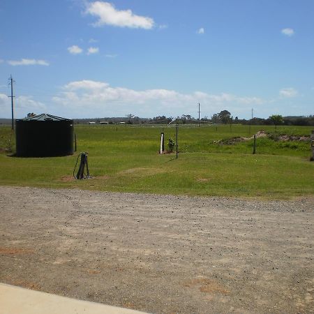 Country View Motel Ilbilbie 외부 사진